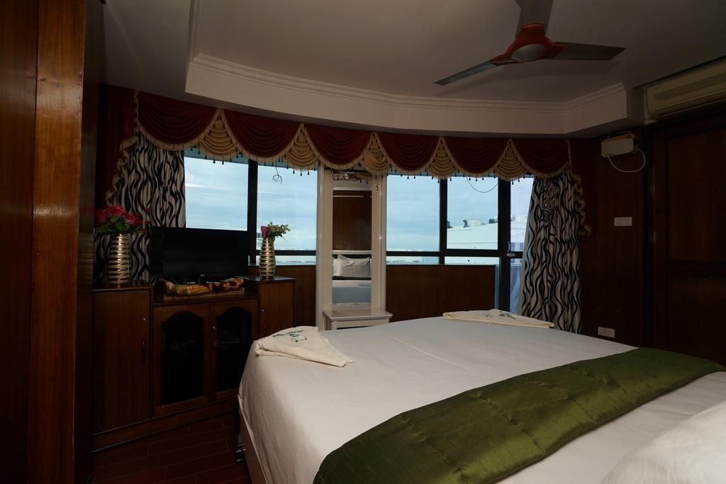 Melody Park Hotel Kanyakumari Kamer foto