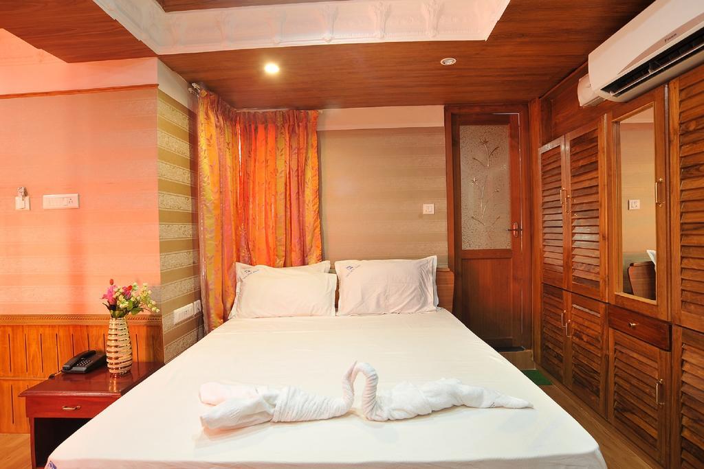 Melody Park Hotel Kanyakumari Kamer foto
